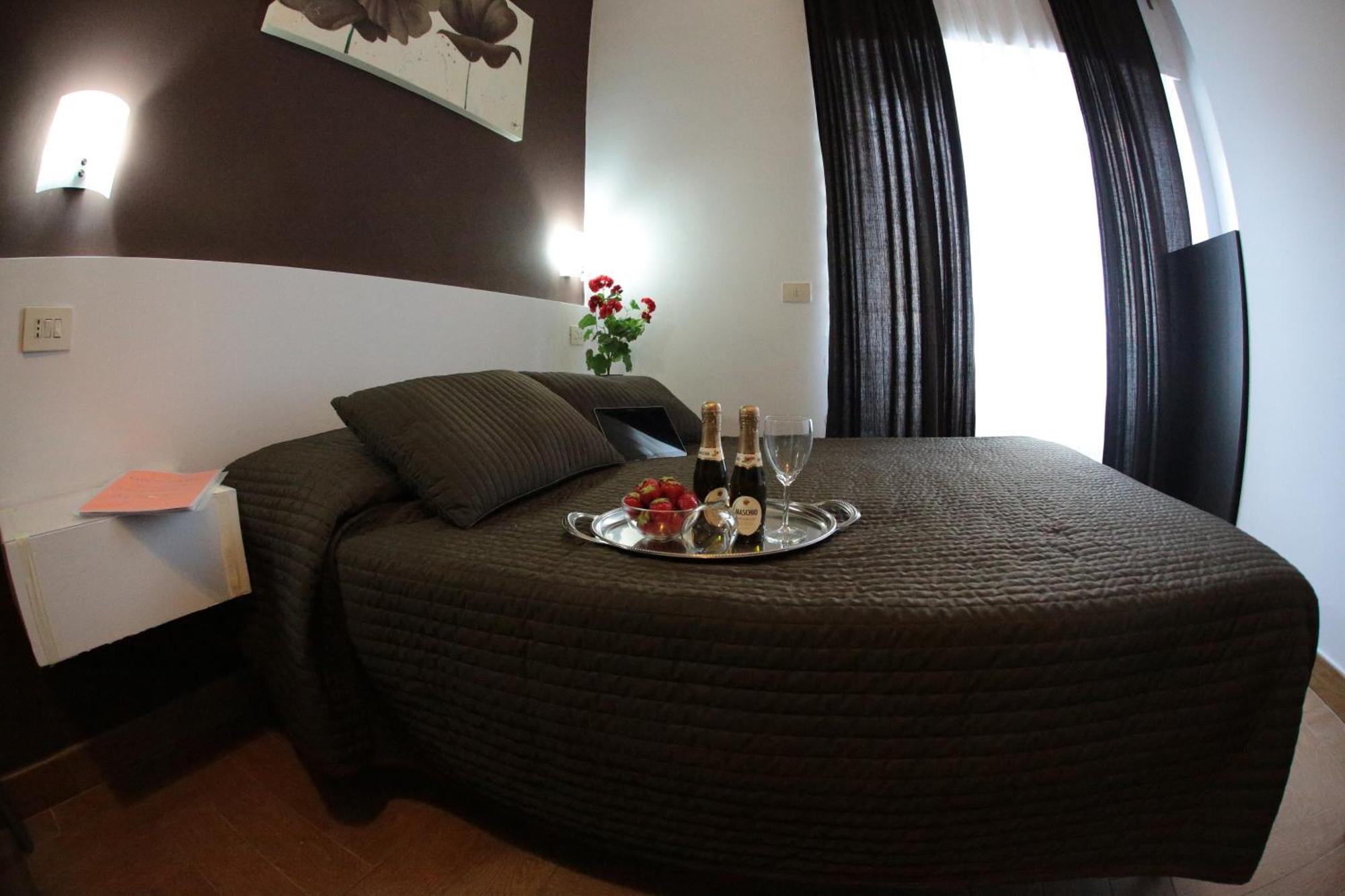 Residence Morena Рим Экстерьер фото